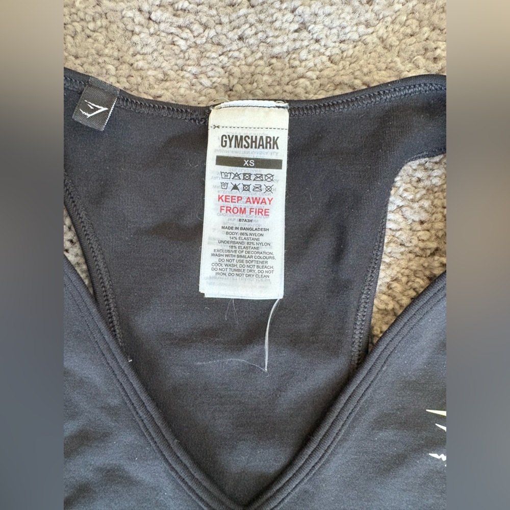 Gymshark Everyday Seamless Cropped Tank - Picture 3 of 4
